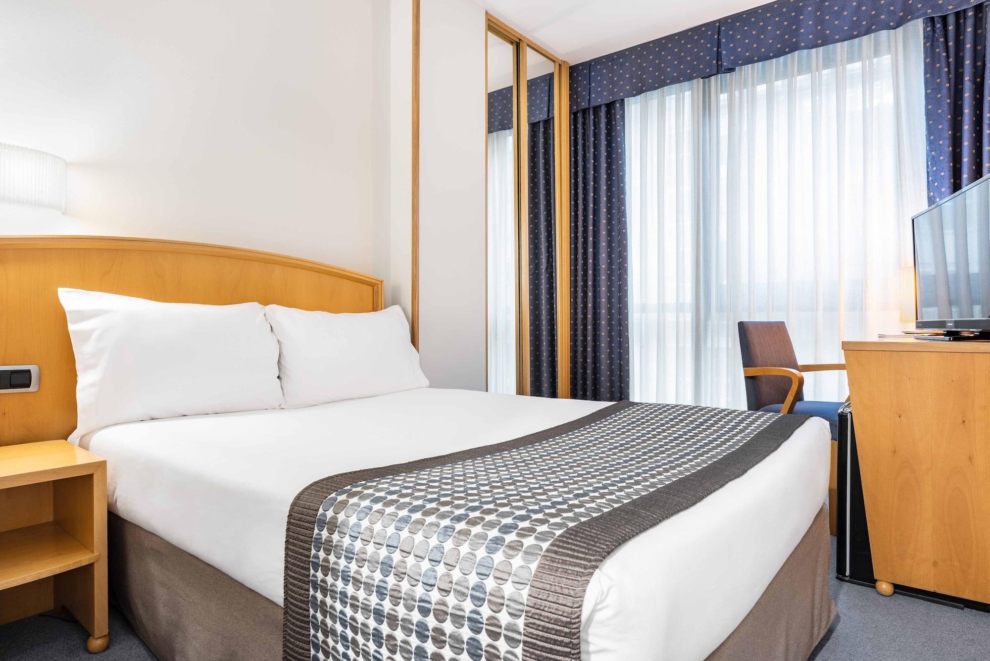 Hotel Exe Area 3*